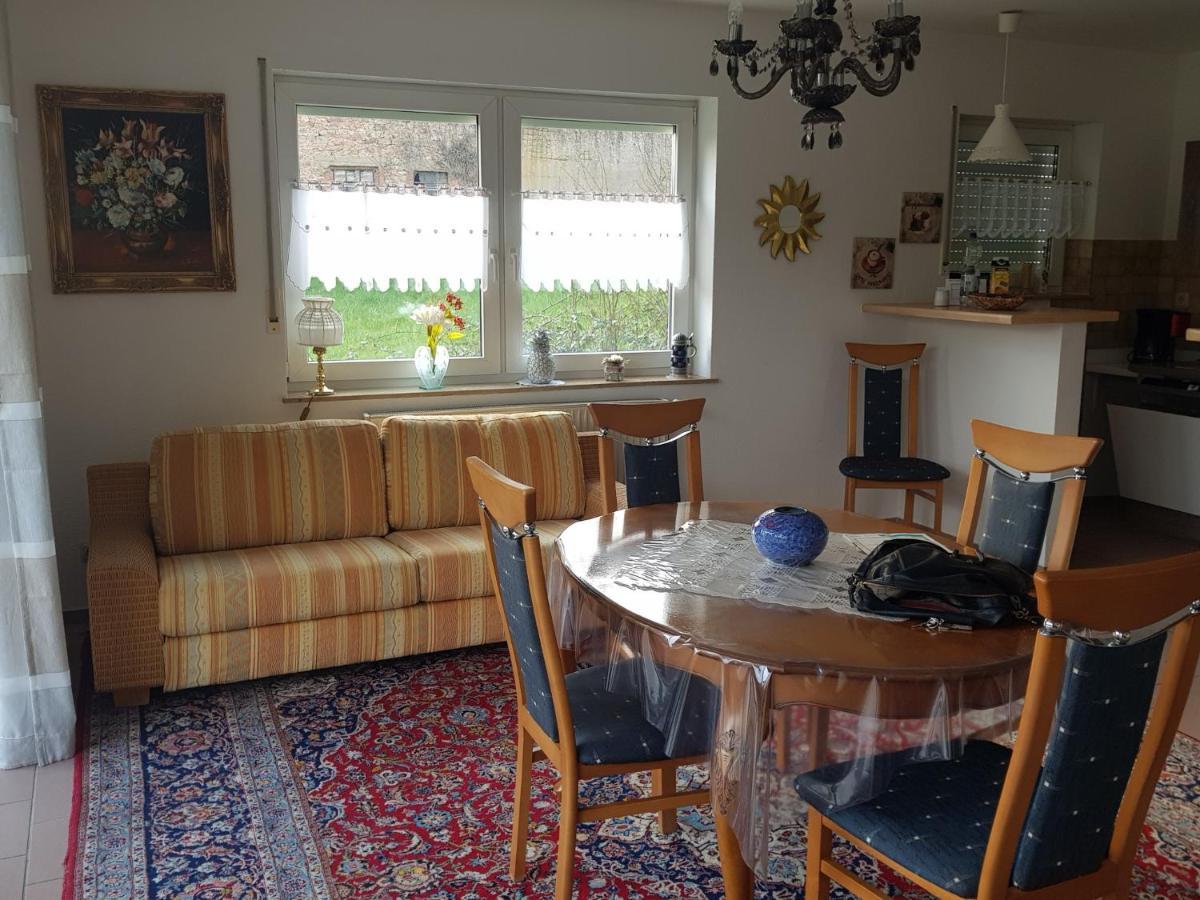 Nicoles Niedschloesschen Appartement Rehlingen-Siersburg Buitenkant foto