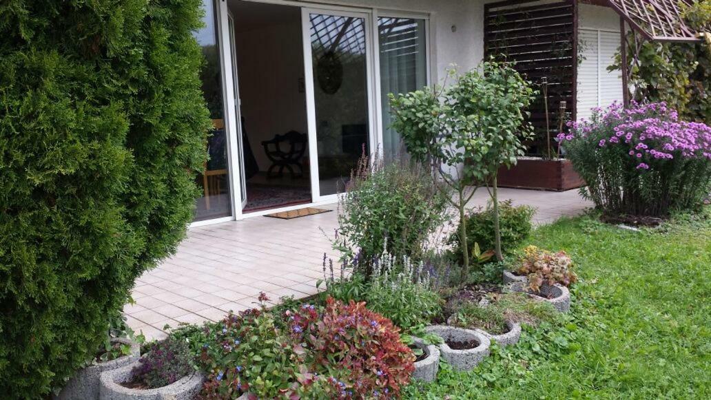 Nicoles Niedschloesschen Appartement Rehlingen-Siersburg Buitenkant foto